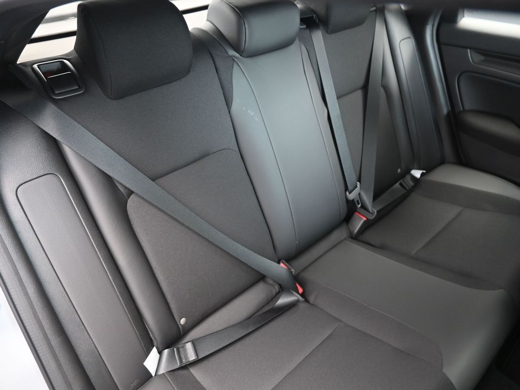 2025 Honda Civic Hatchback Sport photo 30