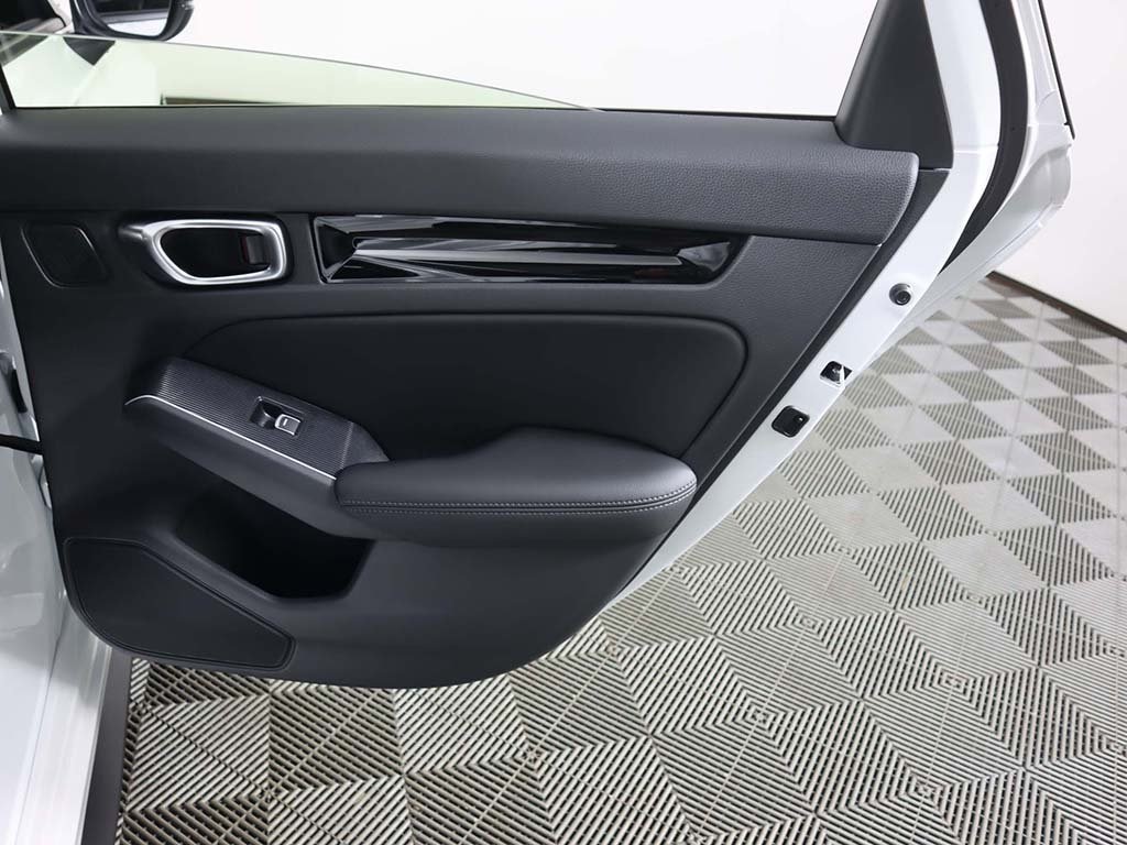 2026 Honda Civic Hybrid Sport Touring photo 16