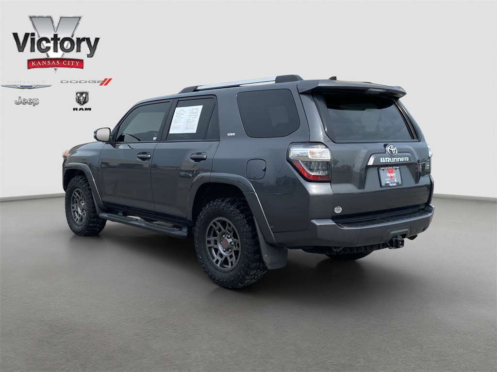 2021 Toyota 4Runner SR5 Premium photo 5