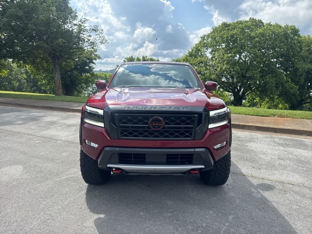 2023 Nissan Frontier PRO-4X photo 2
