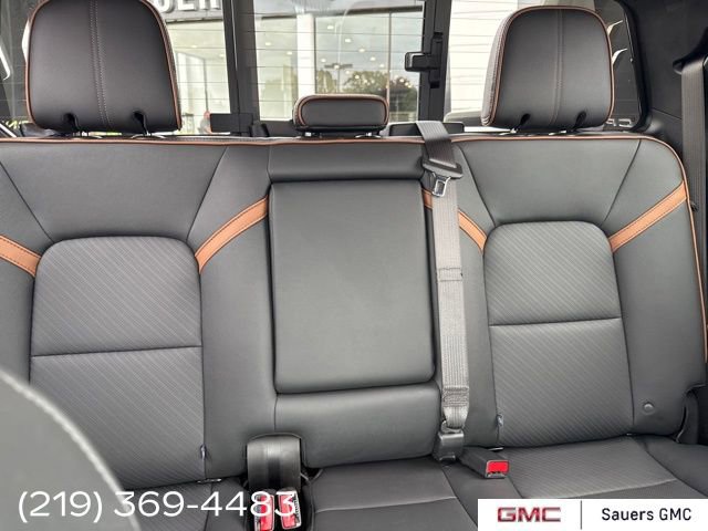 2025 Gmc Canyon AT4 photo 24