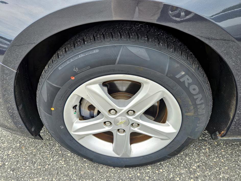 2019 Chevrolet Malibu LS photo 18