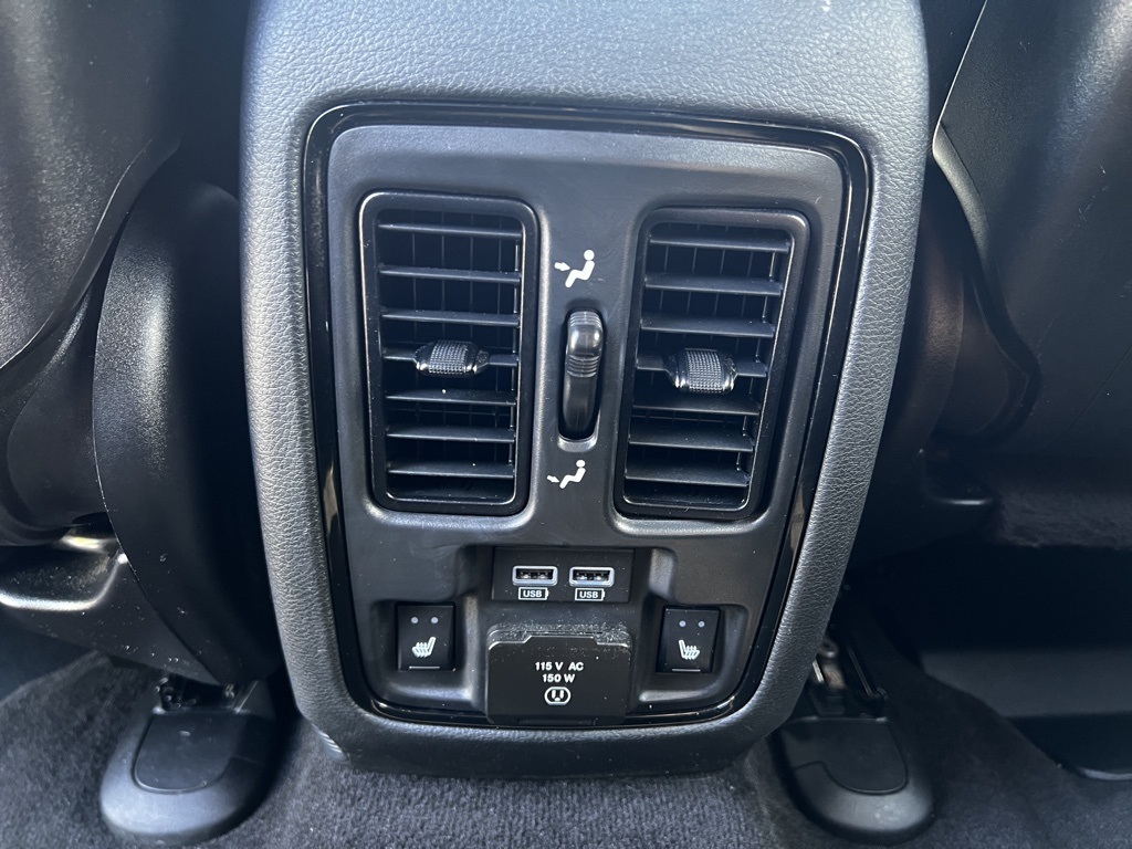 2022 Dodge Durango R/T photo 19