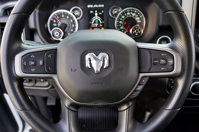 New 2024 Bright White Clear-Coat Exterior Paint RAM Tradesman image 27