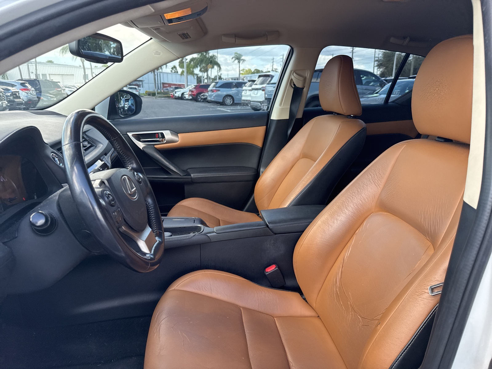 2016 Lexus CT 200h photo 10