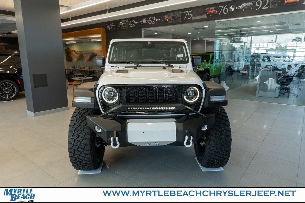 2025 Jeep Wrangler Willys photo 9