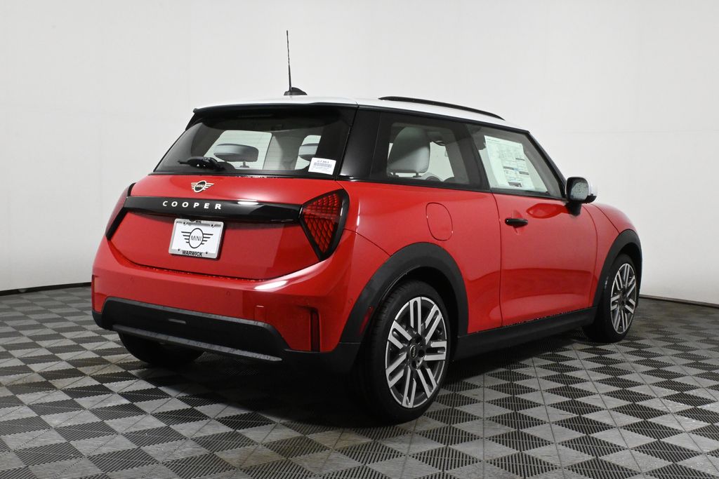 2025 Mini Cooper Hardtop Signature photo 6