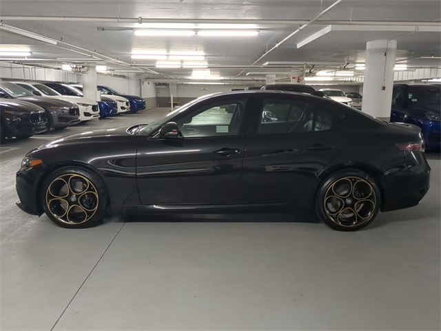 2025 Alfa Romeo Giulia SPRINT photo 4