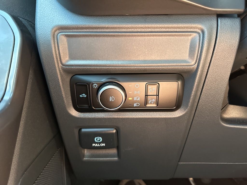 2024 Ford F-150 XLT photo 21