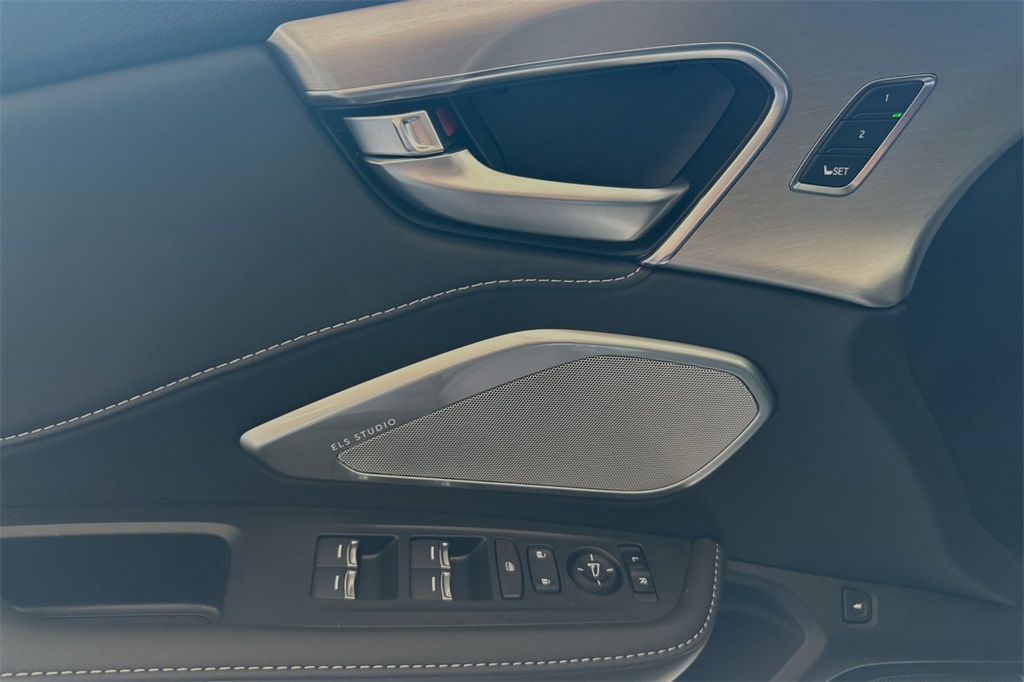2025 Acura RDX Technology photo 11