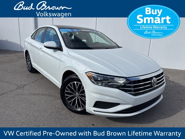 2019 Volkswagen Jetta SE's photo