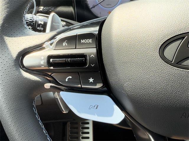 2025 Hyundai Elantra N Base photo 7