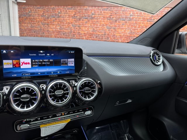 2026 Mercedes Benz GLA 250 4MATIC photo 16