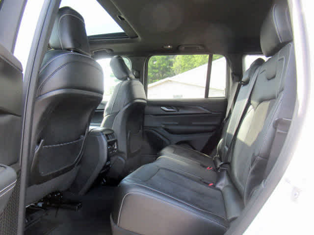2024 Jeep Grand Cherokee Altitude X photo 4