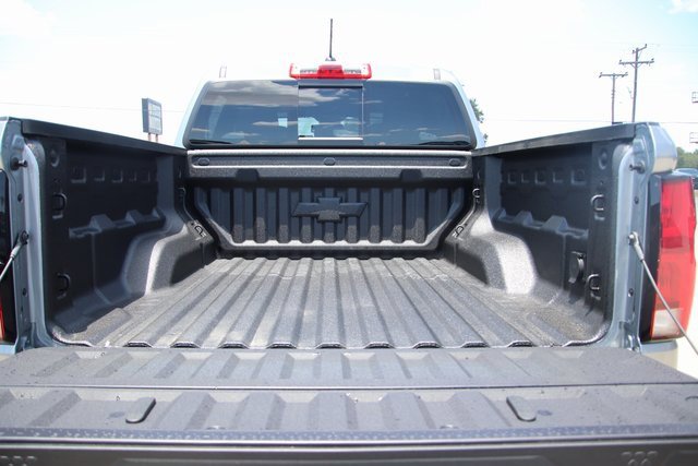 2025 Chevrolet Colorado ZR2 photo 9