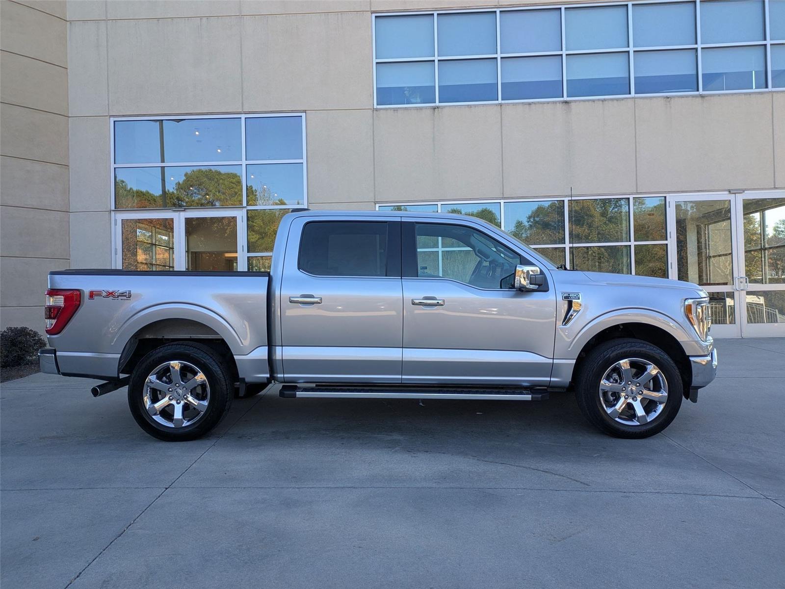 2023 Ford F-150 Lariat photo 4