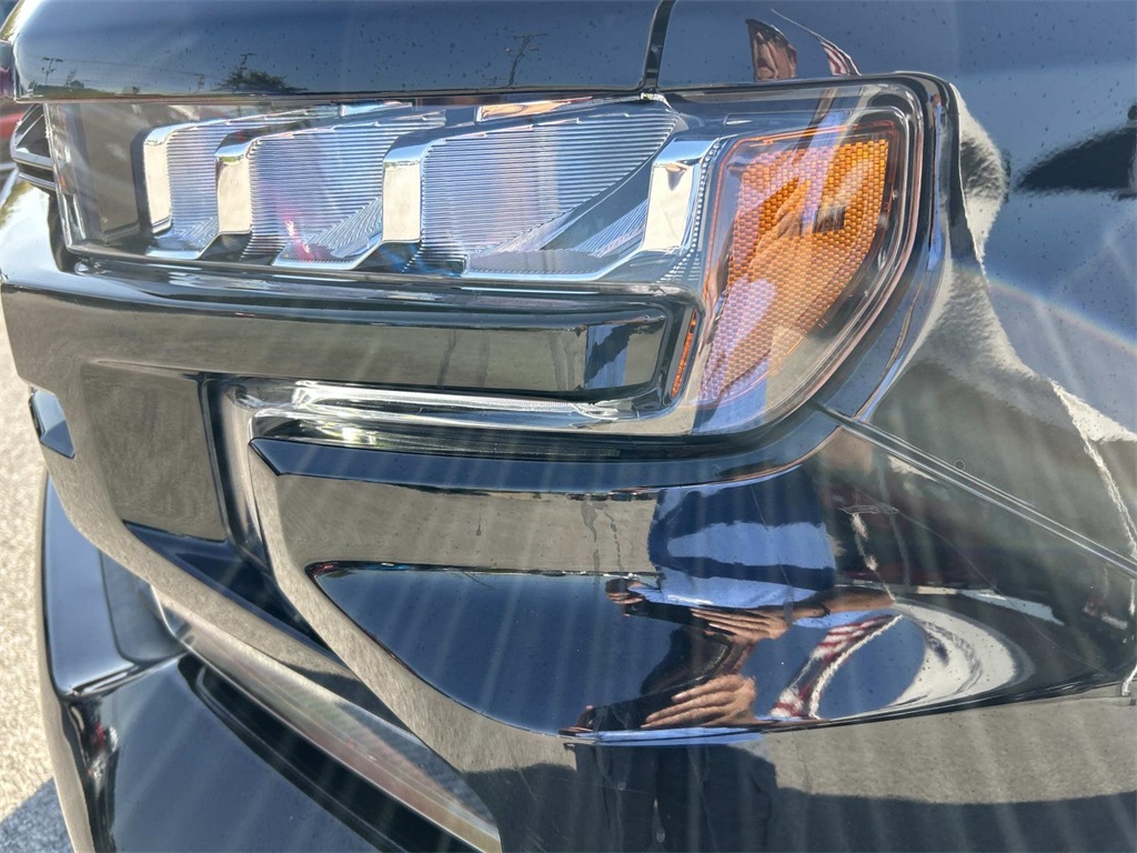 2022 Chevrolet Silverado 1500 RST photo 10