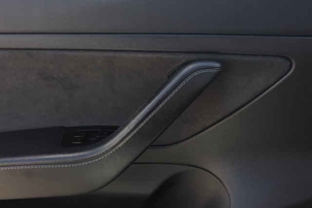 2020 Tesla Model 3 Standard Range Plus photo 20