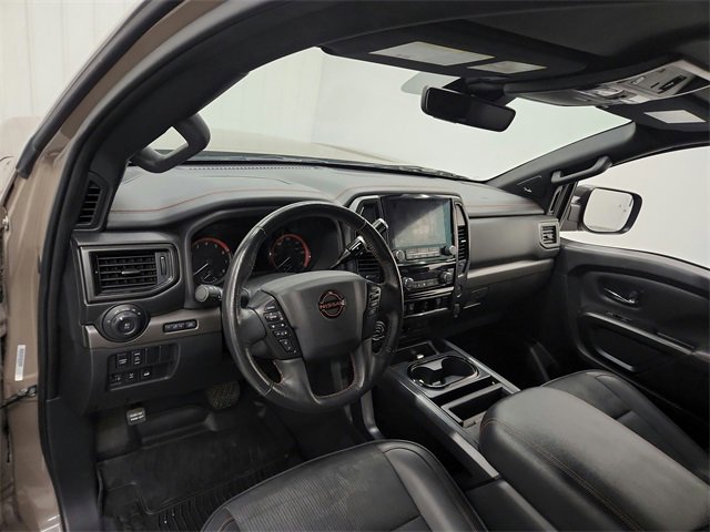 2023 Nissan Titan PRO-4X photo 17