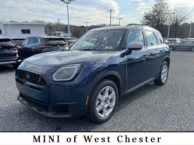 2025 MINI Countryman S's photo