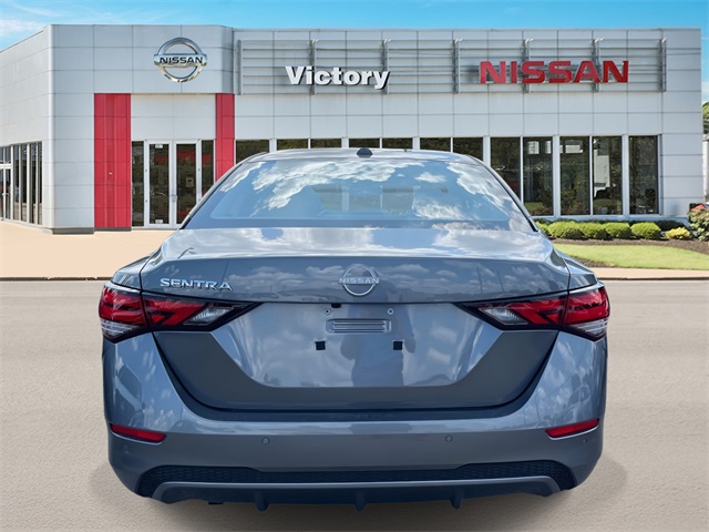 2025 Nissan Sentra SV photo 4