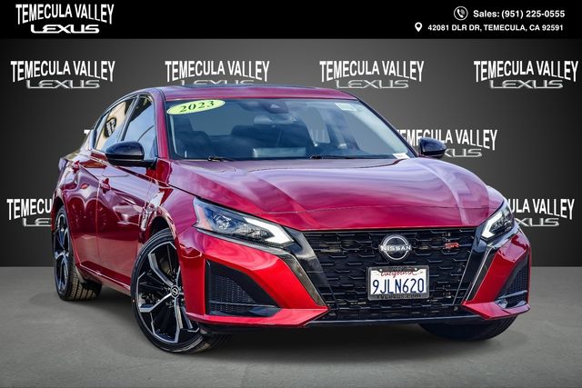 2023 Nissan Altima SR's photo