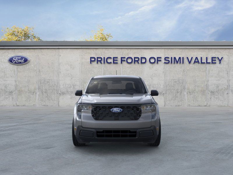 2025 Ford Maverick XL photo 4