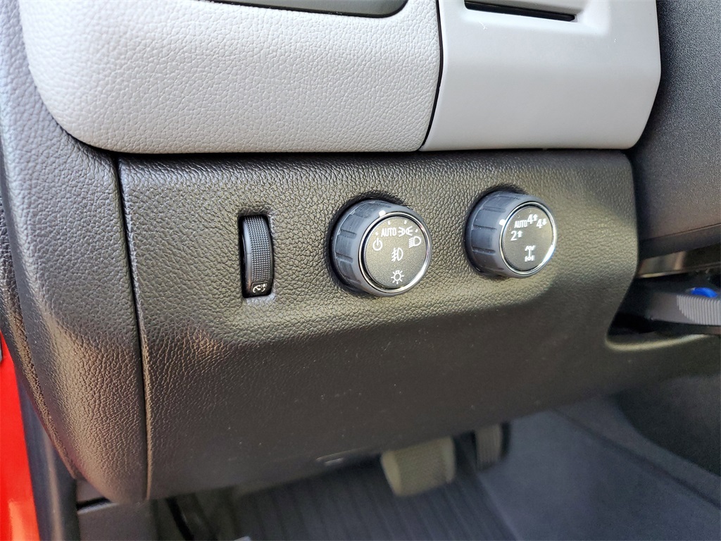 2019 Chevrolet Colorado LT photo 8