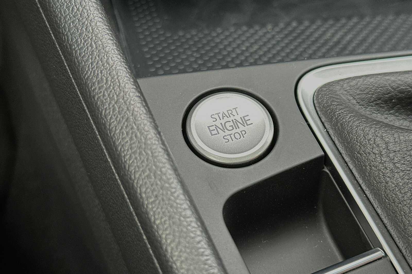 2024 Volkswagen Jetta 1.5T SEL photo 20
