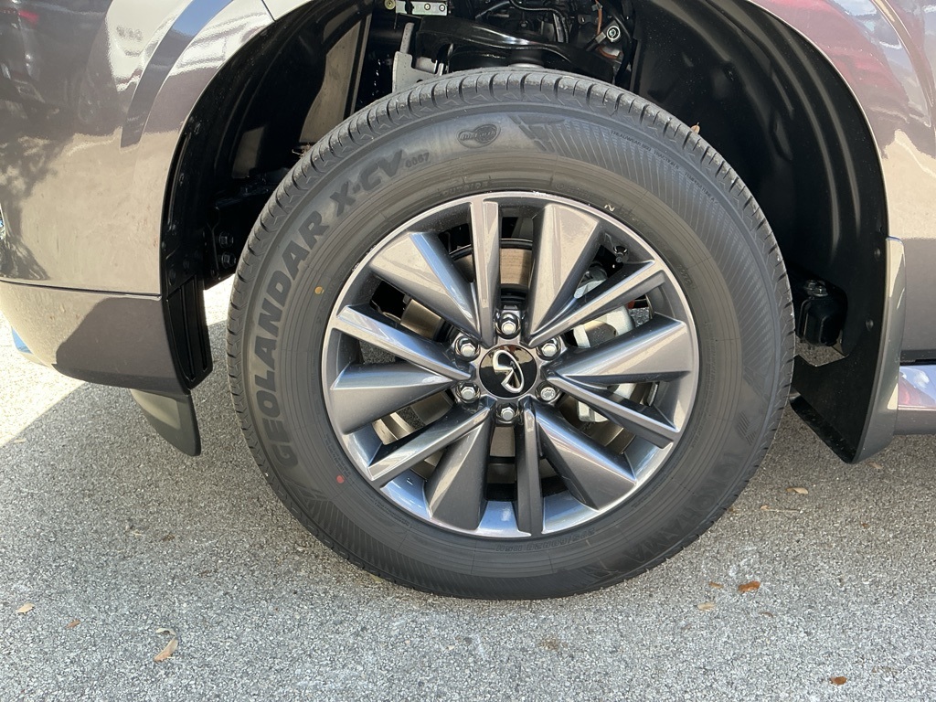 2026 Infiniti QX80 Pure photo 7