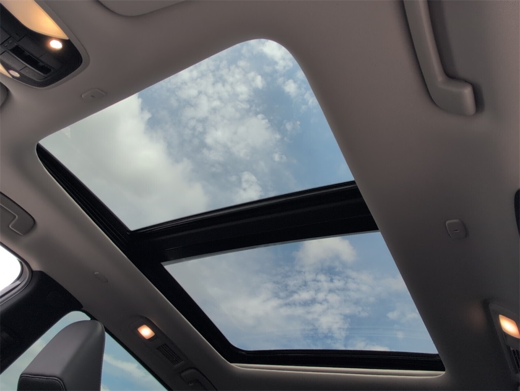 2026 Infiniti QX60 Luxe photo 4