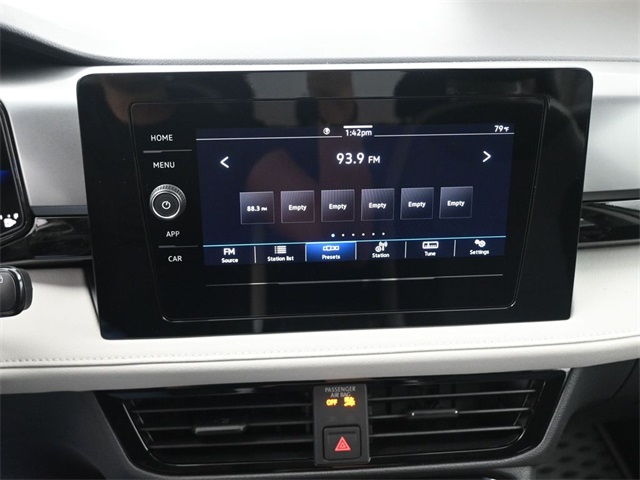 2025 Volkswagen Taos S photo 3