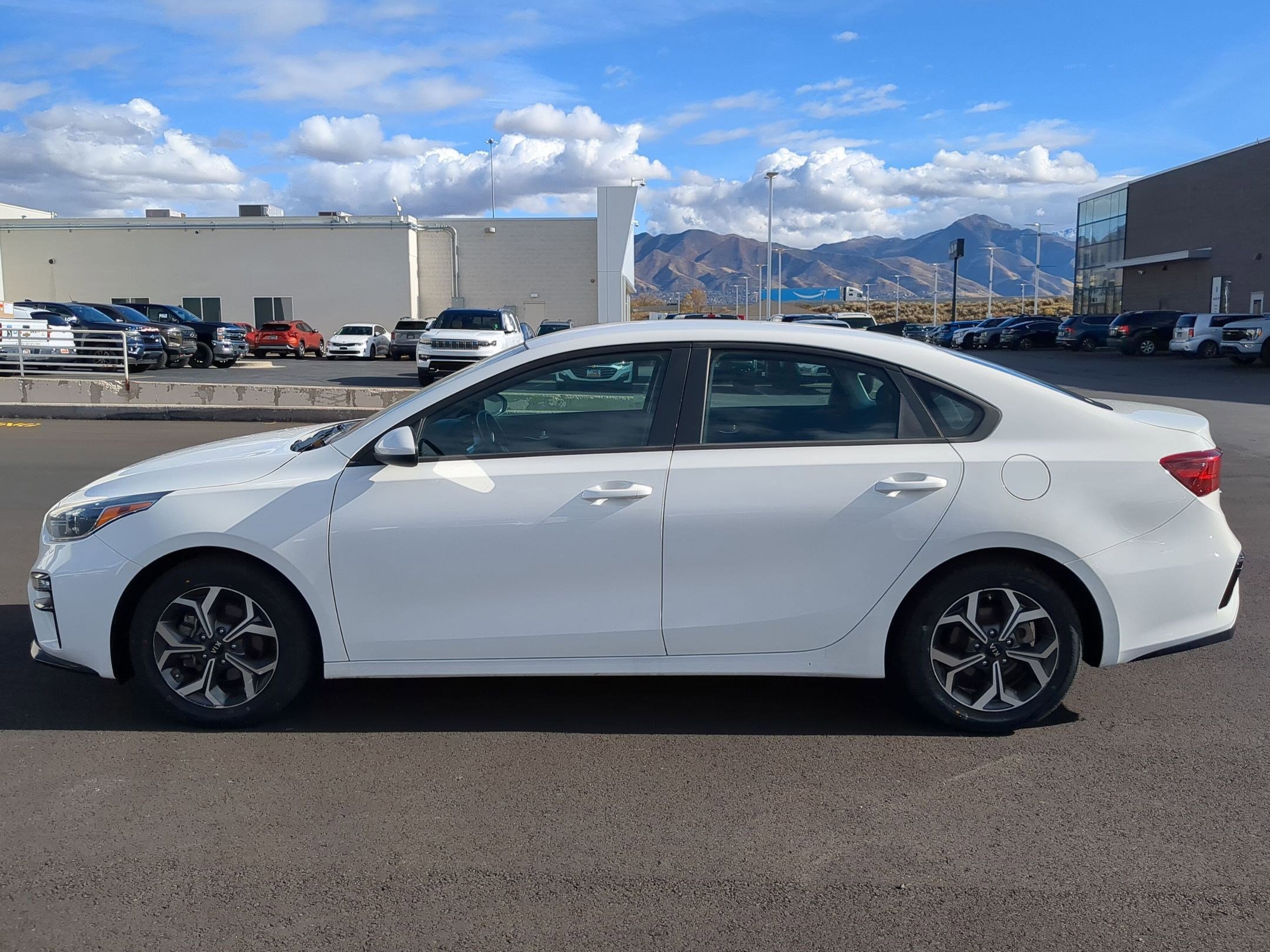 2021 Kia Forte LXS photo 2