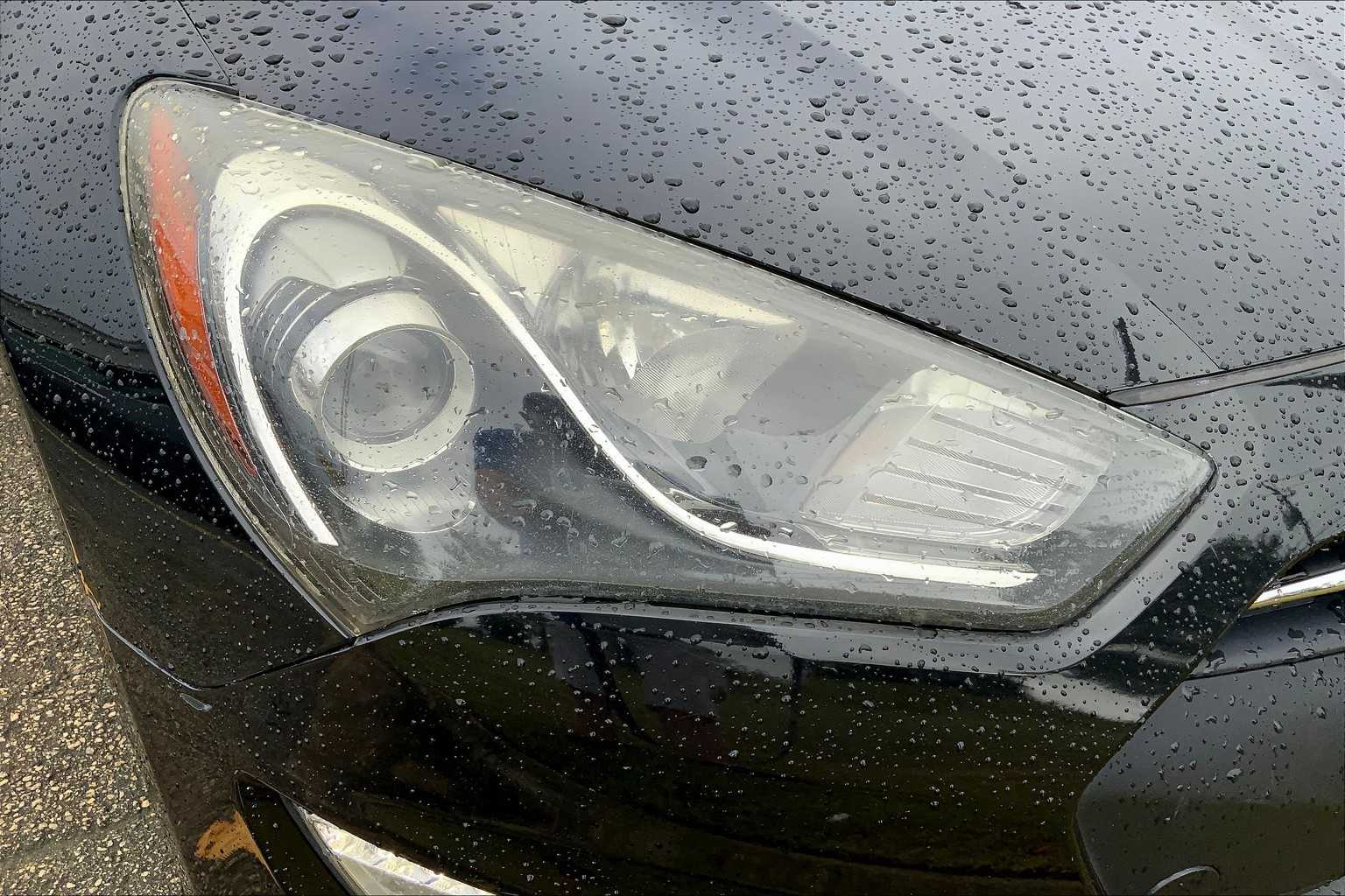 2014 Hyundai Genesis 3.8 photo 25