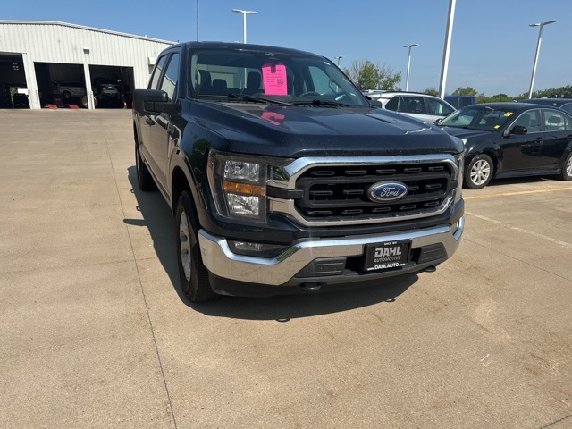 2023 Ford F-150 XLT photo 3