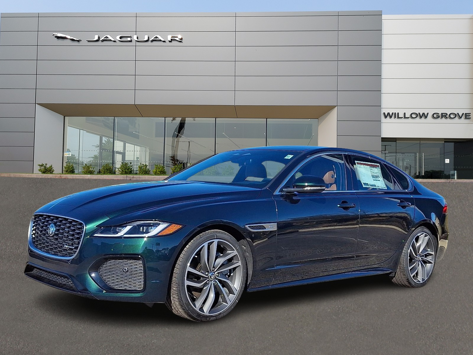 2024 Jaguar XF R-Dynamic SE