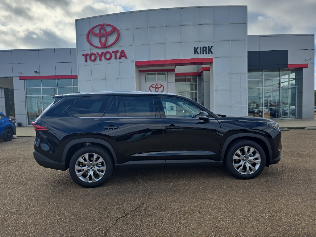 2026 Toyota Grand Highlander Limited's photo