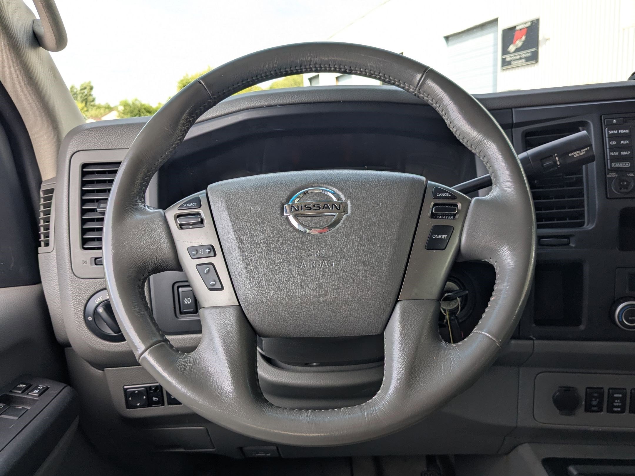 2019 Nissan NV3500 photo 12