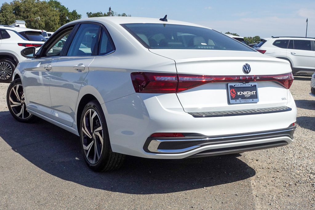 2025 Volkswagen Jetta 1.5T SEL photo 7