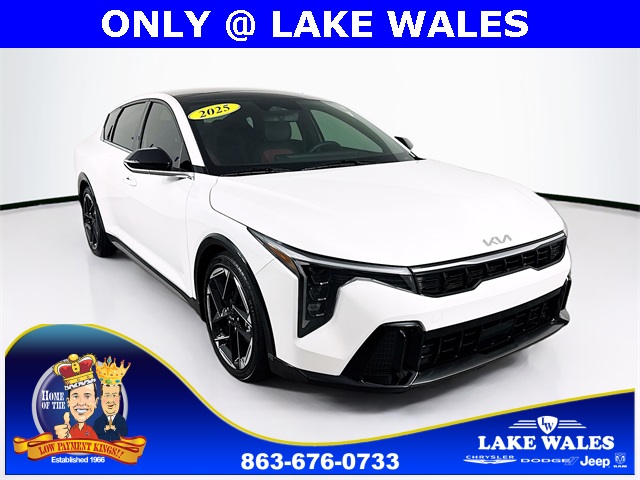2025 Kia K4 GT-Line's photo