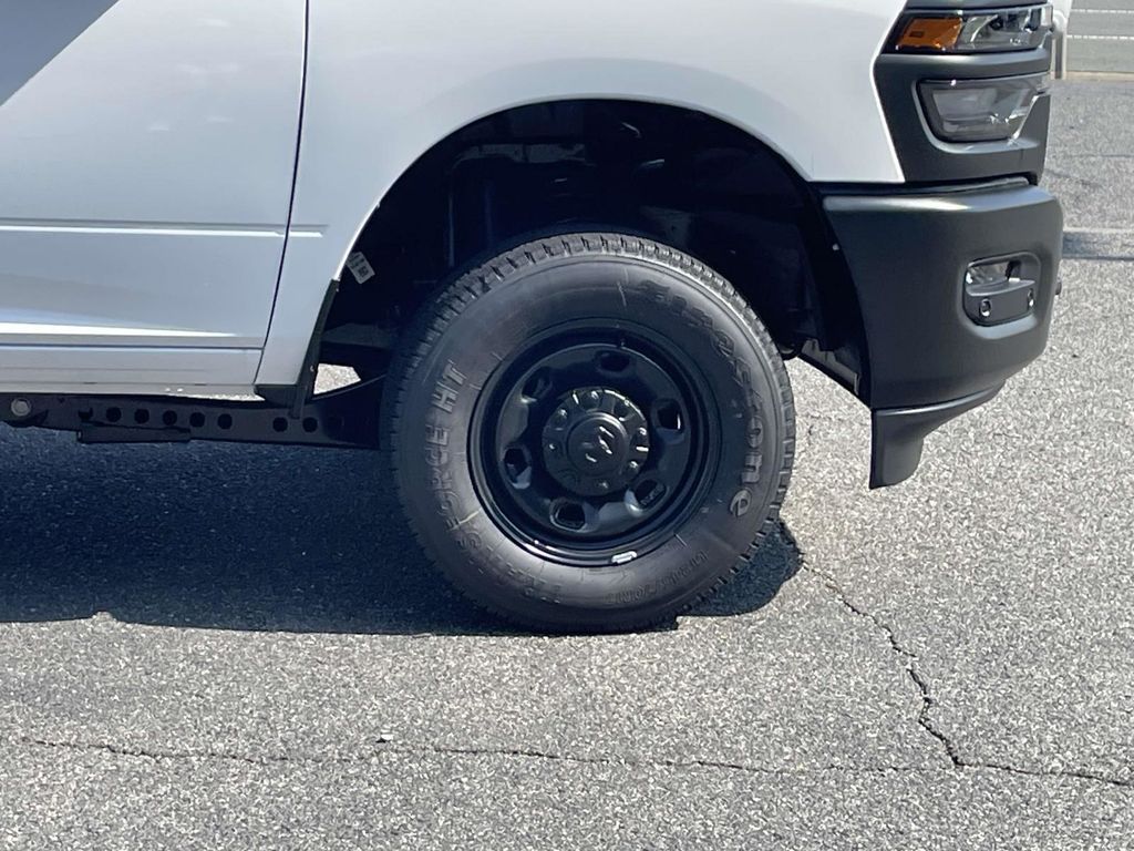 2025 Ram 2500 Tradesman photo 12