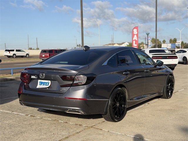 2020 Honda Accord Touring photo 2