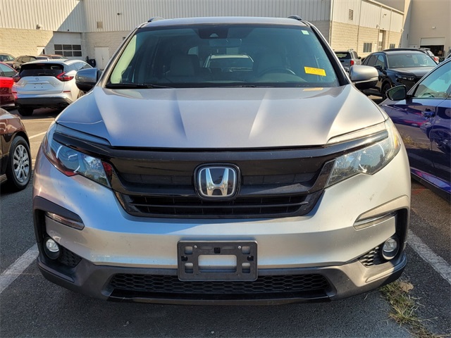 2021 Honda Pilot Special Edition photo 2