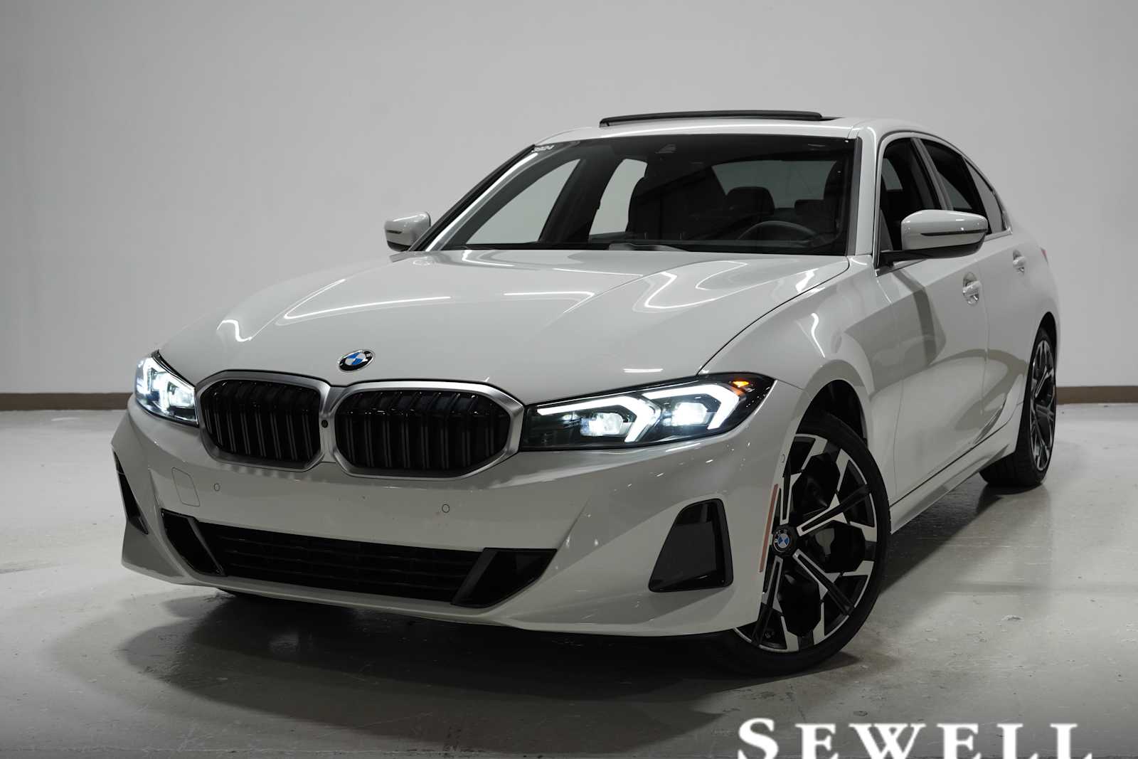 2025 BMW 3 Series 330i