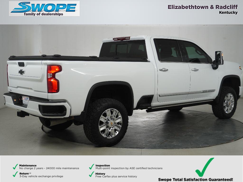 2024 Chevrolet Silverado 2500HD High Country photo 3