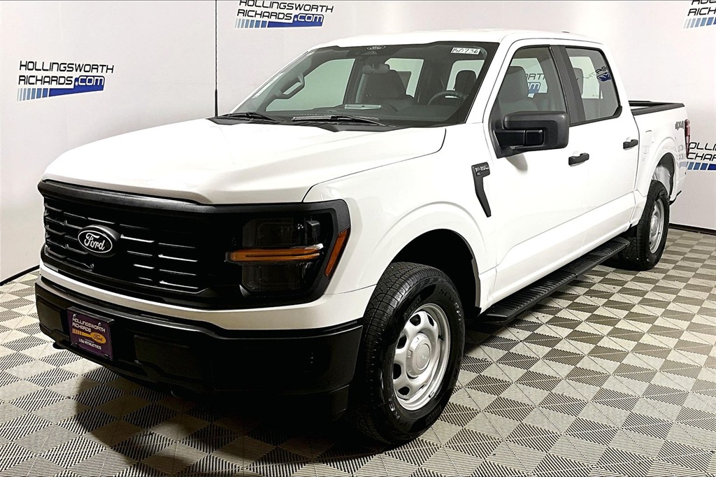 2025 Ford F-150 XL's photo