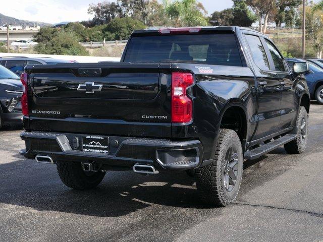 2026 Chevrolet Silverado 1500 Custom Trail Boss photo 3