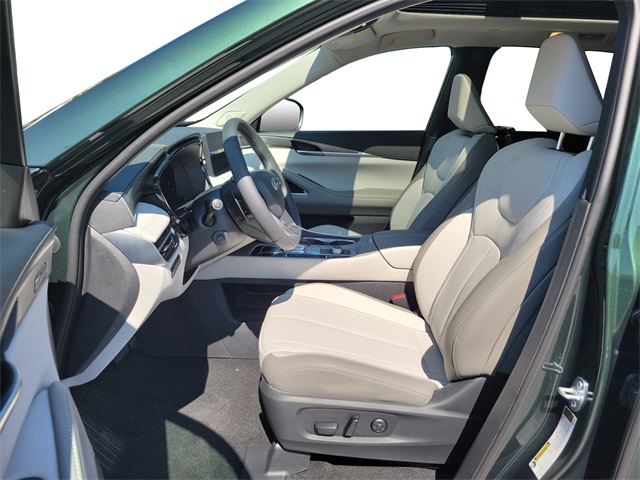 2026 Infiniti QX60 Luxe AWD photo 8