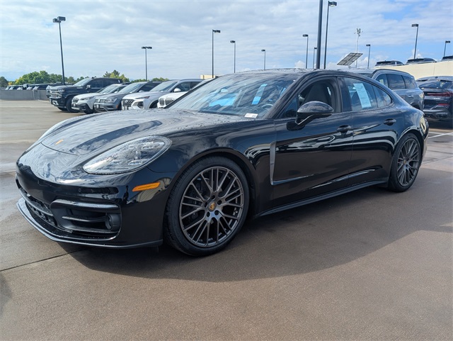 2022 Porsche Panamera 4 Platinum photo 2