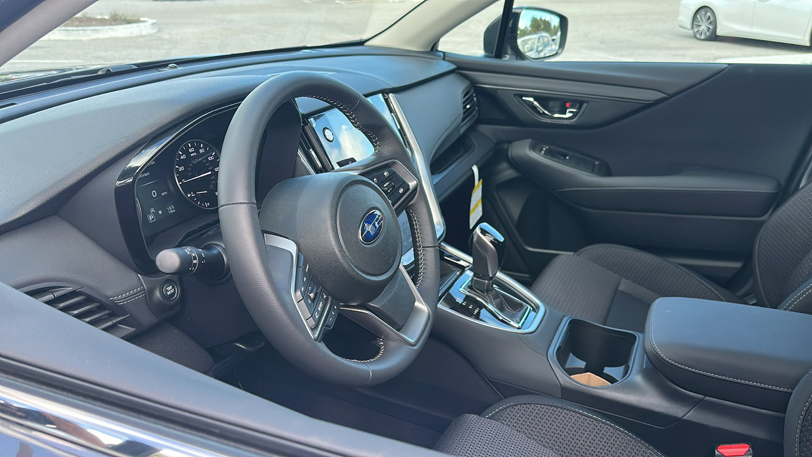 2025 Subaru Outback Premium photo 2